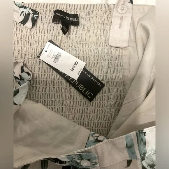 New Banana republics summer women's top with tags size - L. house without smoke - Picture 7 of 10